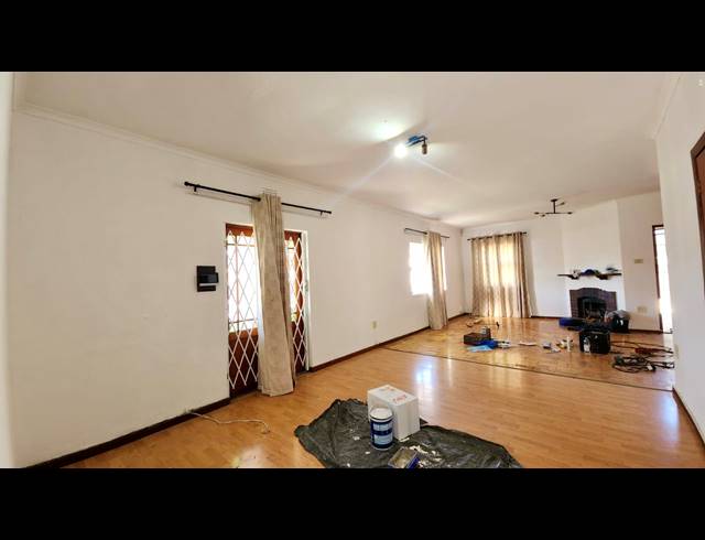 4 BEDROOM HOUSE RENTED IN THORNTON